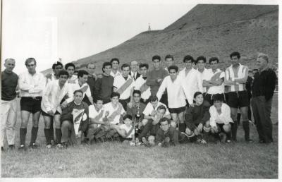 FONDO HUGO ALANIZ - ALBUM 1907 - 13 DE DICIEMBRE - 1964 DIA DEL PETRÓLEO YPF
